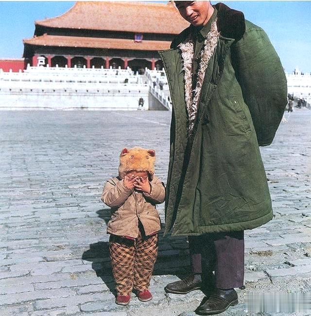 時(shí)代見證|孩子，這是爸媽以前生活的樣子